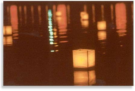 Water Lanterns.” At the Kagamigawa Festival. 