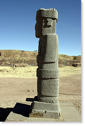 Una estutua (piensan que es de un sacerdote) de la civilación antigua de los Tiwanakus
