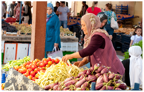 Farmers' market in Turkey: the role of women in feeding the world is not adequately captured by official data and statistical tools. (Photo: Mick Minnard/Suzanne's Project)